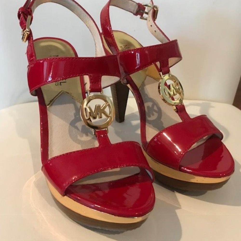 MIchael Kors Leather High Heels